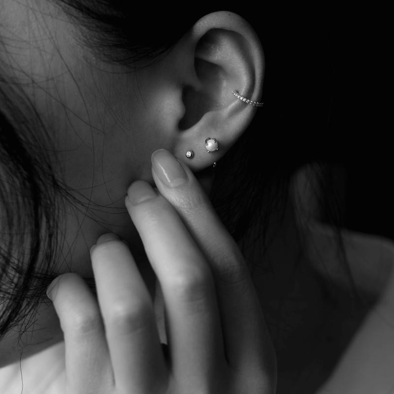 Grace in Simplicity – The Minimal Jewellery Every Girl Should Own